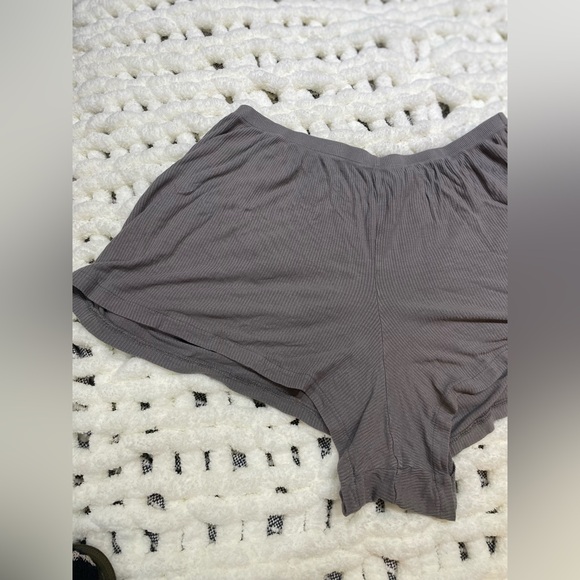 JEZEBEL | sleepwear Lounge shorts Size Large - Picture 5 of 5